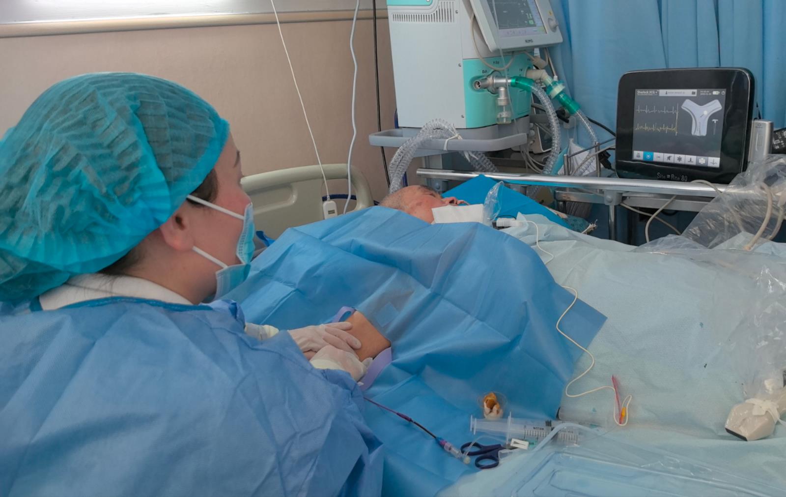 绵阳市首例！市三医院成功实施精准导航PICC置管术