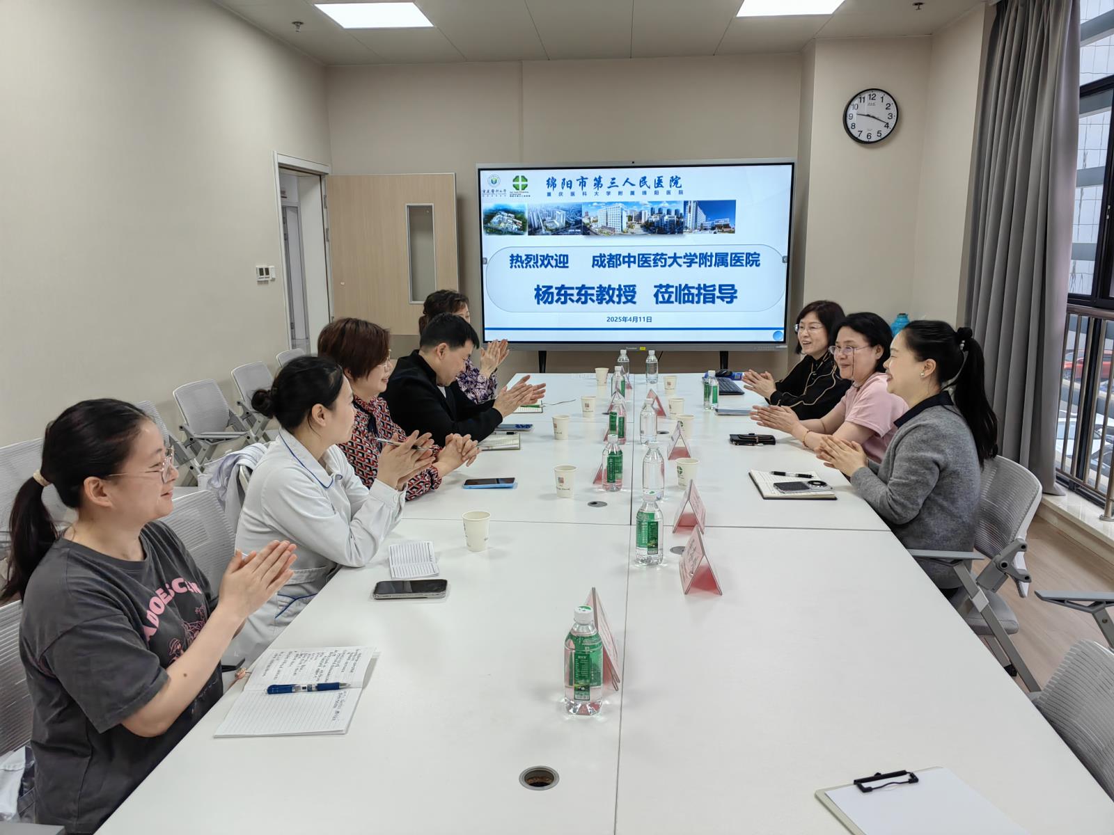 加强中西医结合旗舰科室学科建设，特聘专家来院指导