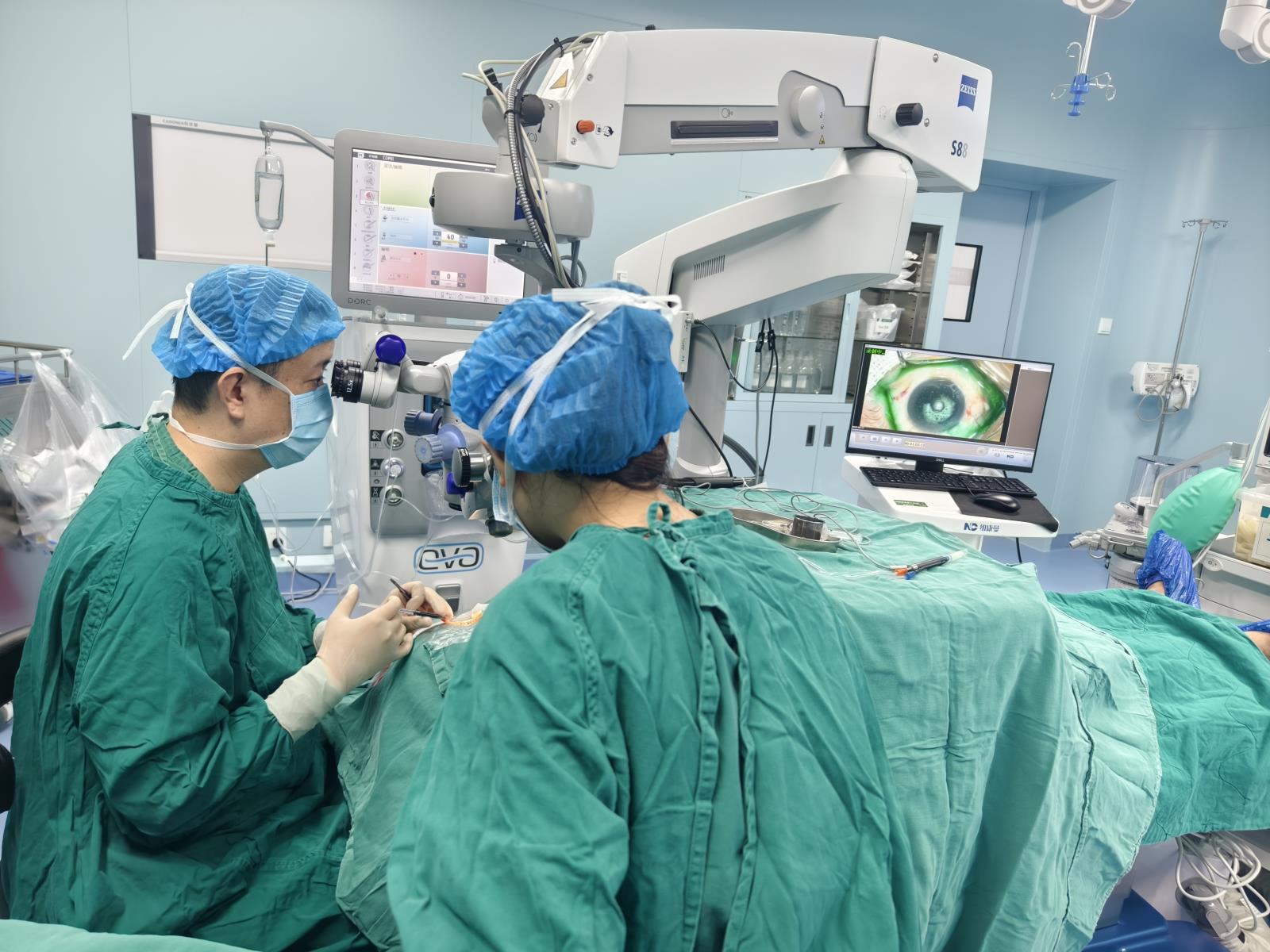 血小板超低患者遇上白内障，市三医院多学科协作助其重见光明