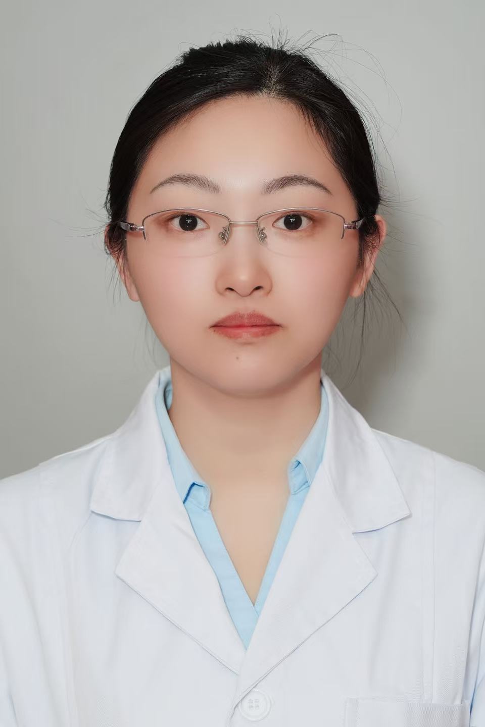 夏俊杰(灰).jpg 夏俊杰(灰).jpg